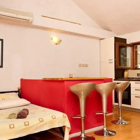 Sunny Apartman *