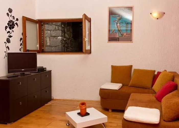 Apartman Sunny *